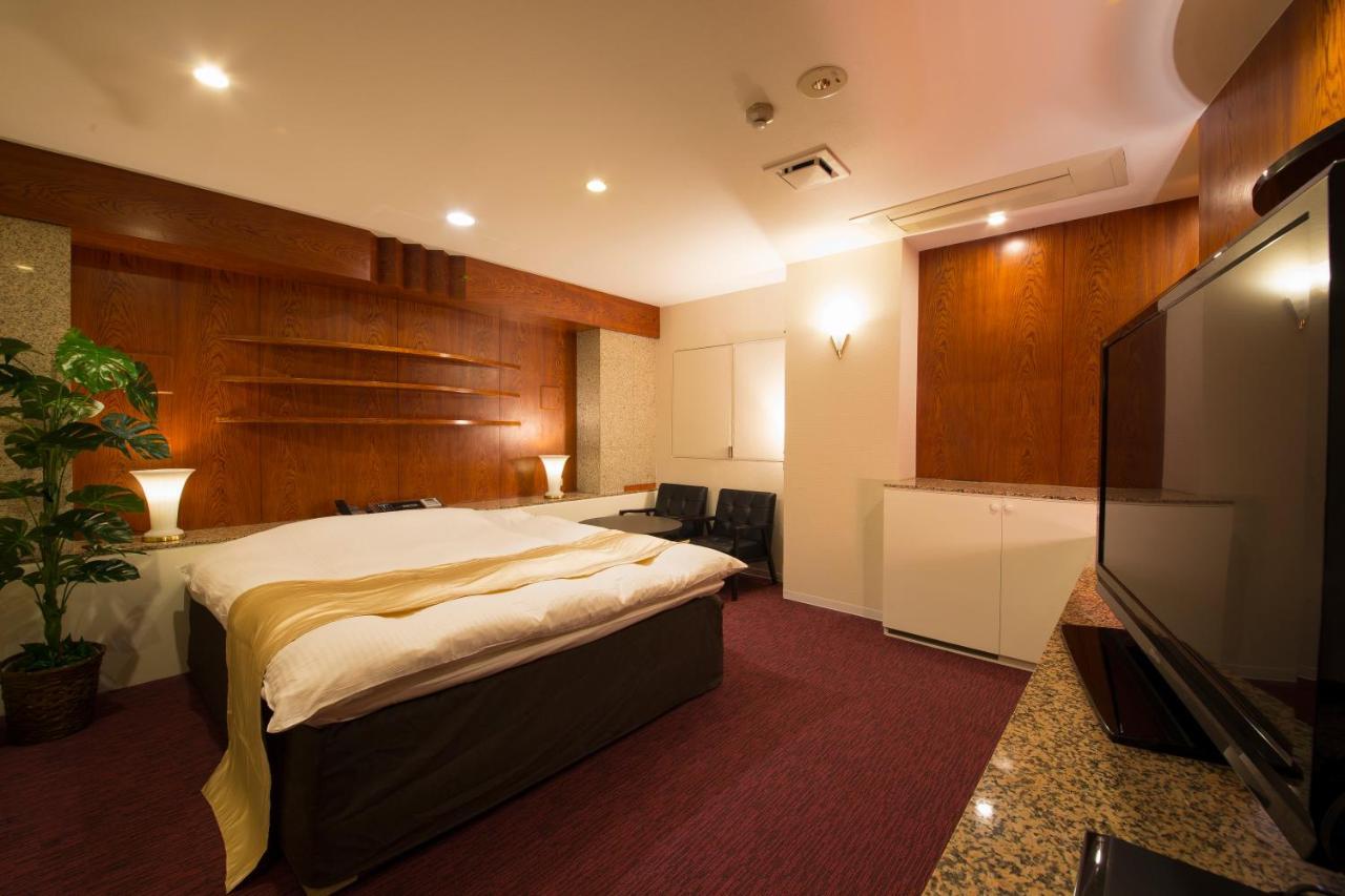 Hotel Beni East (Adults Only) Osaka Exterior foto