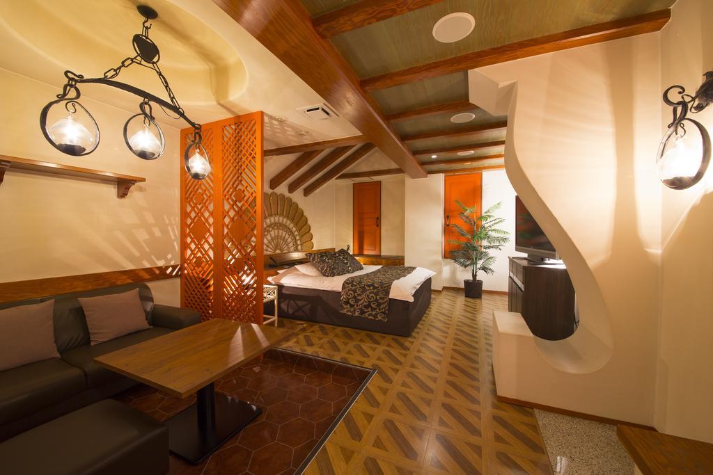 Hotel Beni East (Adults Only) Osaka Quarto foto