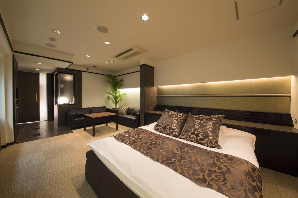 Hotel Beni East (Adults Only) Osaka Quarto foto