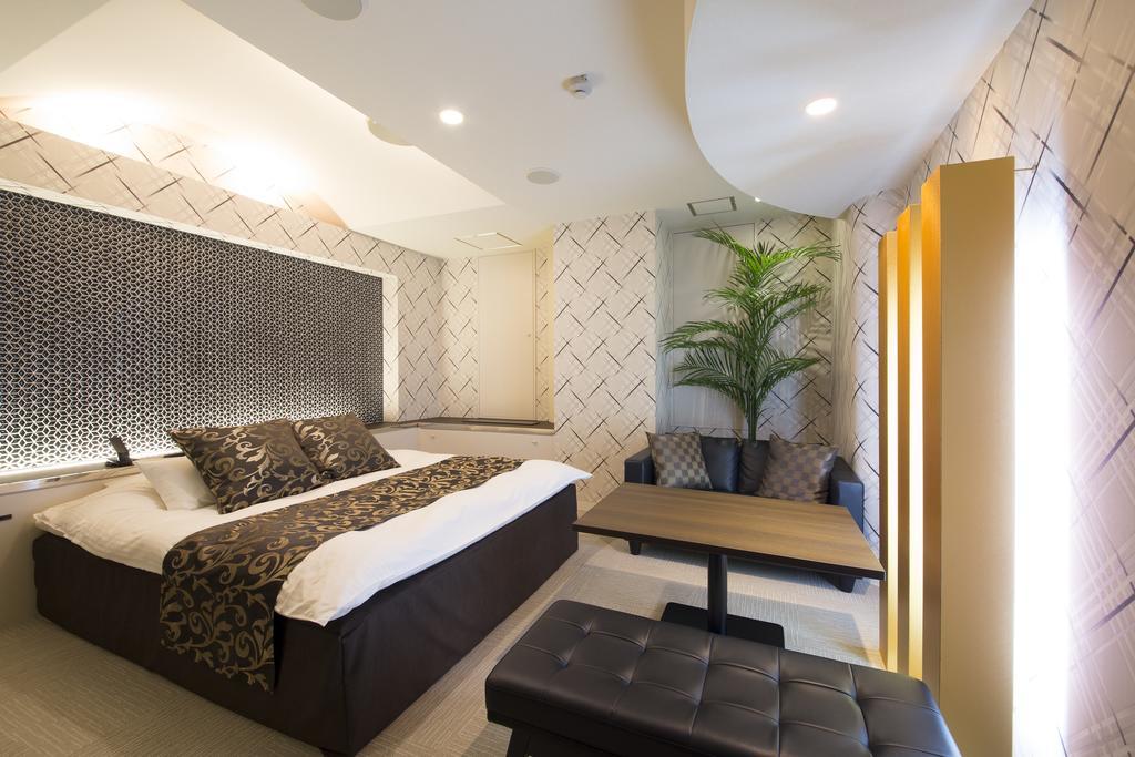 Hotel Beni East (Adults Only) Osaka Quarto foto
